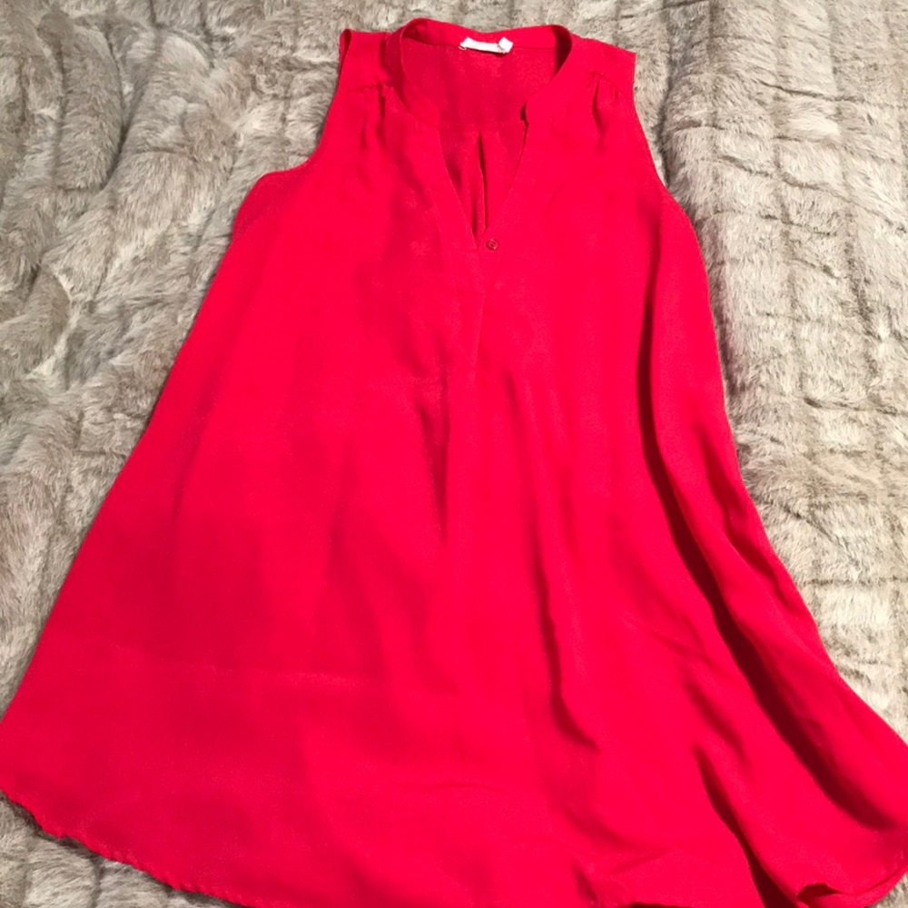 Sleeveless tunic or dress